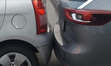 Golasecca. Piazza San Michele auto parcheggiata senza freno a mano