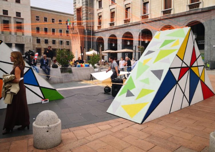 Varese. La design week colora la piazza centrale della città